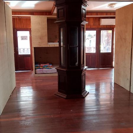 Tibet Restaurant And Hostel Nakasong Екстериор снимка