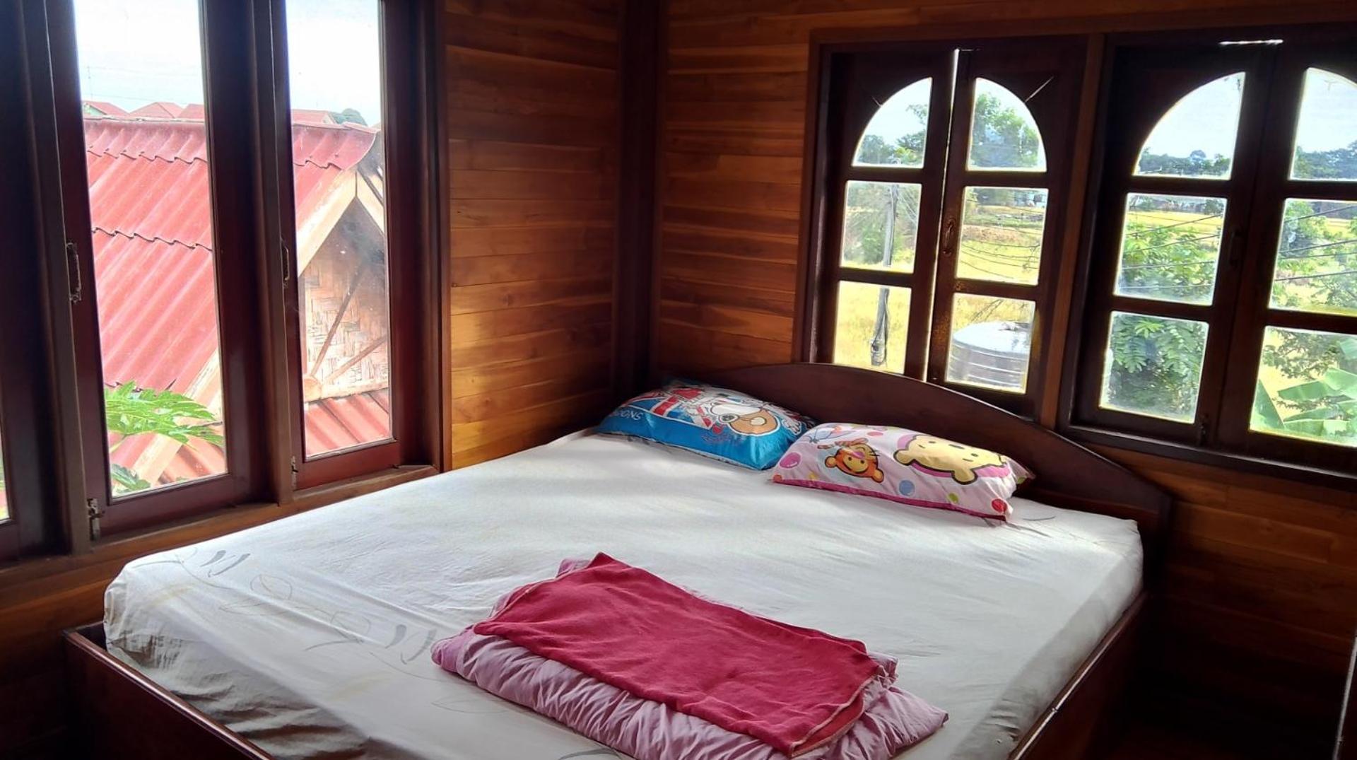 Tibet Restaurant And Hostel Nakasong Екстериор снимка